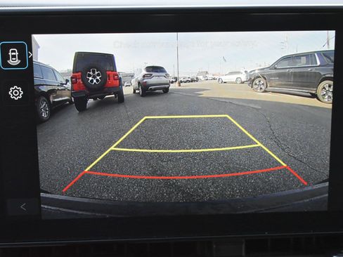 Used 2025 Hyundai Kona SEL image 26