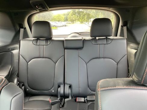 Used 2025 Honda Pilot TrailSport image 18