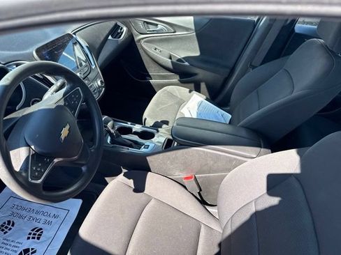 Used 2024 Chevrolet Malibu LT FWD image 10