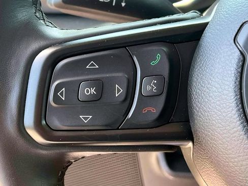 Used 2023 Jeep Wrangler Unlimited Sport AWD/4WD image 21