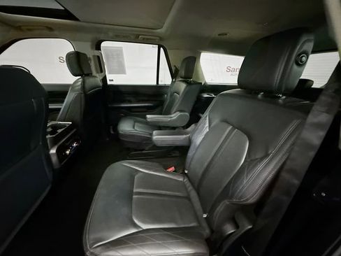 Used 2019 Ford Expedition Platinum image 27