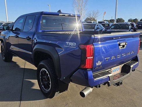 Used 2024 Toyota Tacoma TRD Off-Road image 24