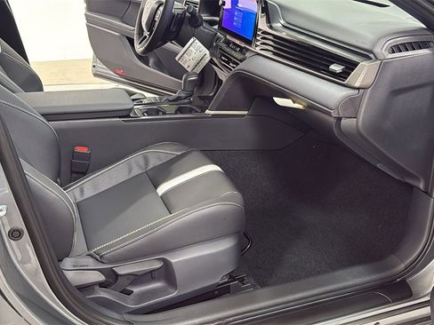 New 2026 Toyota Camry SE image 18