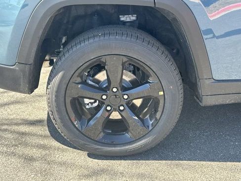 New 2026 Jeep Grand Cherokee Limited image 19