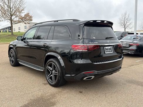 Used 2023 Mercedes-Benz GLS 450 4MATIC image 3