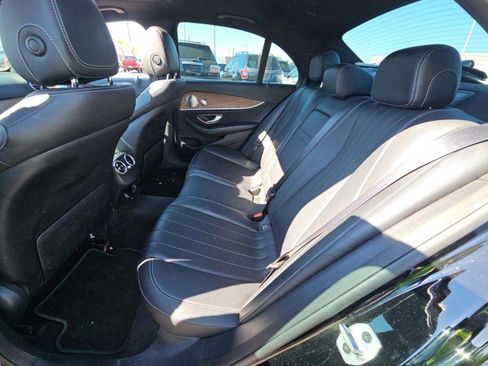 Used 2018 Mercedes-Benz E 300 image 10