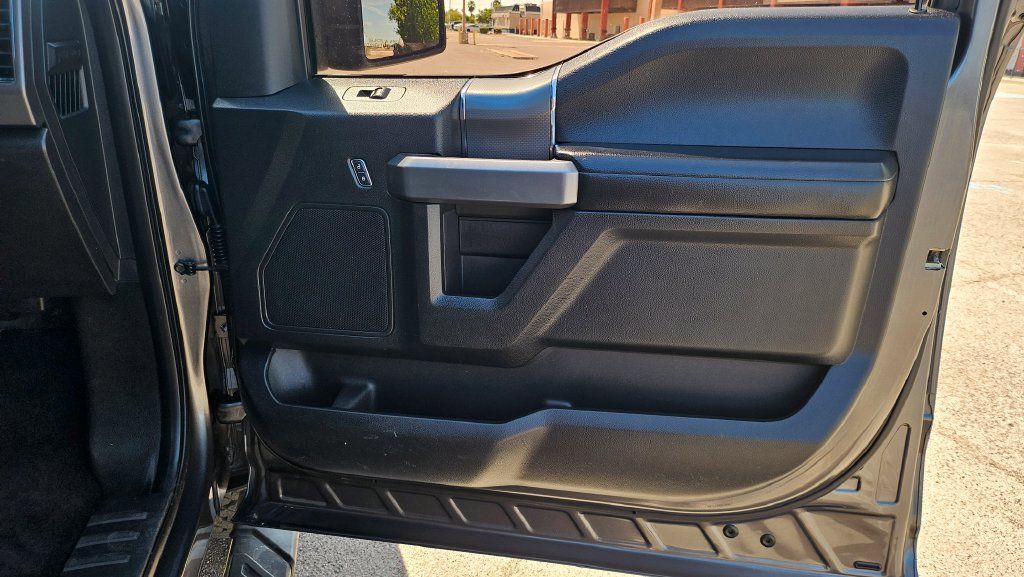 Used 2017 Ford F150 XLT w/ Equipment Group 302A Luxury AWD/4WD image 18