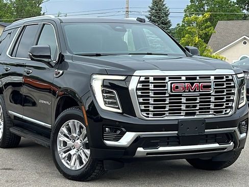 Used 2025 GMC Yukon Denali image 2