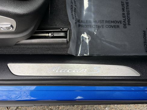 Used 2019 Porsche Macan S AWD/4WD image 36