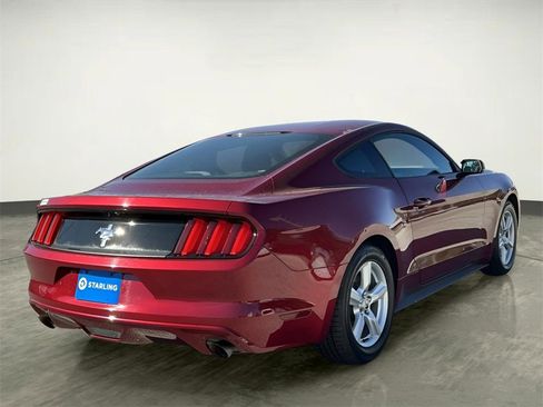 Used 2015 Ford Mustang Coupe image 9