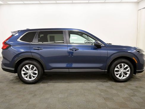 Certified 2025 Honda CR-V LX image 9