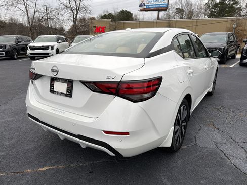 Used 2024 Nissan Sentra SV w/ SV Premium Package image 7