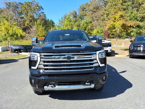 New 2026 Chevrolet Silverado 3500 High Country w/ High Country Premium Package image 2