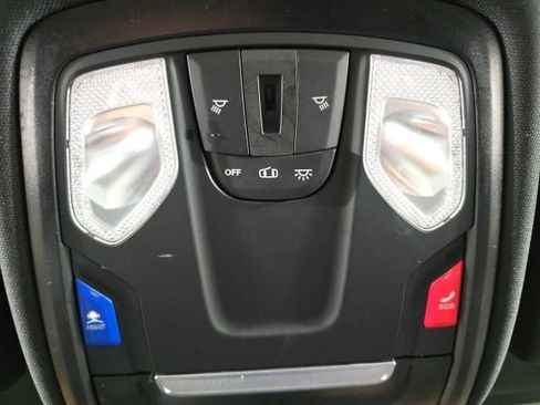 Used 2024 RAM 2500 Big Horn w/ Sport Appearance Package image 20