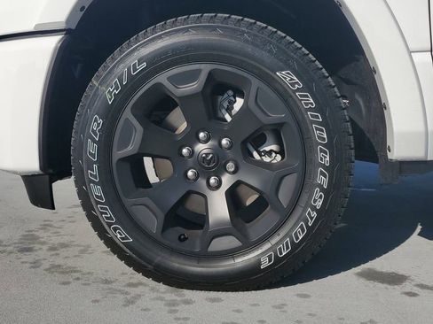 New 2026 RAM 1500 4x4 Crew Cab image 7