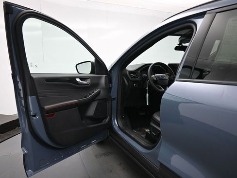 New 2025 Ford Escape ST-Line w/ Equipment Group 301A image 7