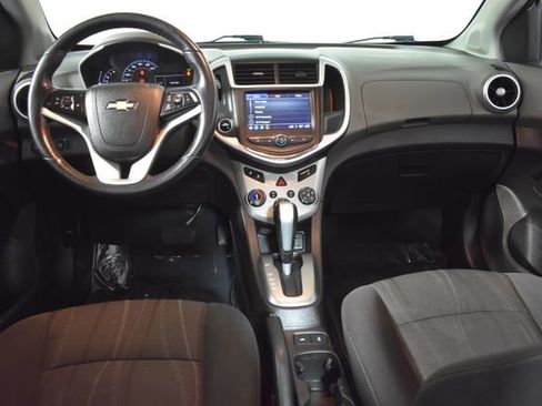 Used 2018 Chevrolet Sonic LT w/ Convenience Package image 25