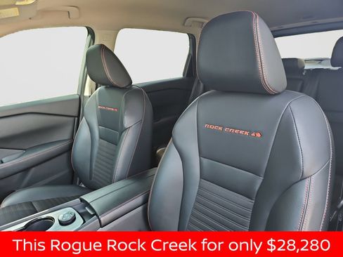 Used 2025 Nissan Rogue SV AWD/4WD image 24