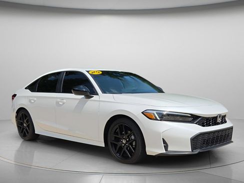 Used 2025 Honda Civic Sport image 9