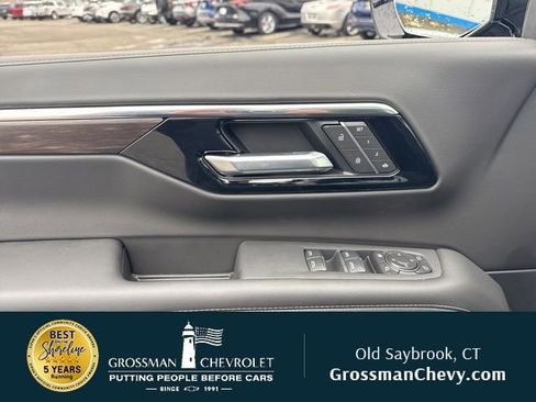New 2026 Chevrolet Tahoe Premier w/ Sun And Tow Package AWD/4WD image 9