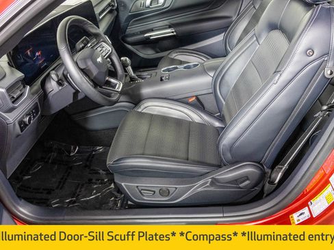 Used 2024 Ford Mustang GT Premium image 18
