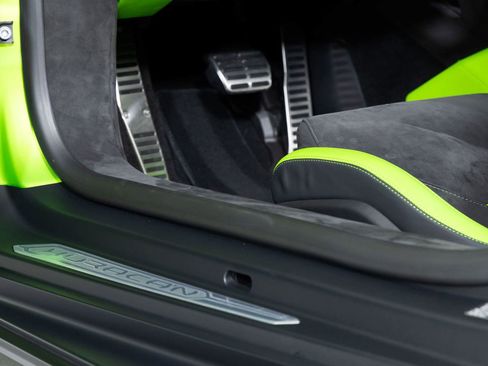 Used 2024 Lamborghini Huracan Sterrato image 22