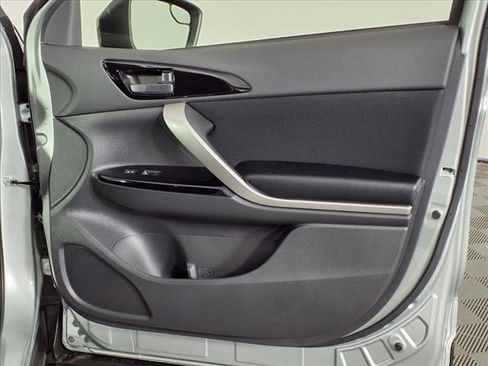 New 2025 Mitsubishi Eclipse Cross LE image 8
