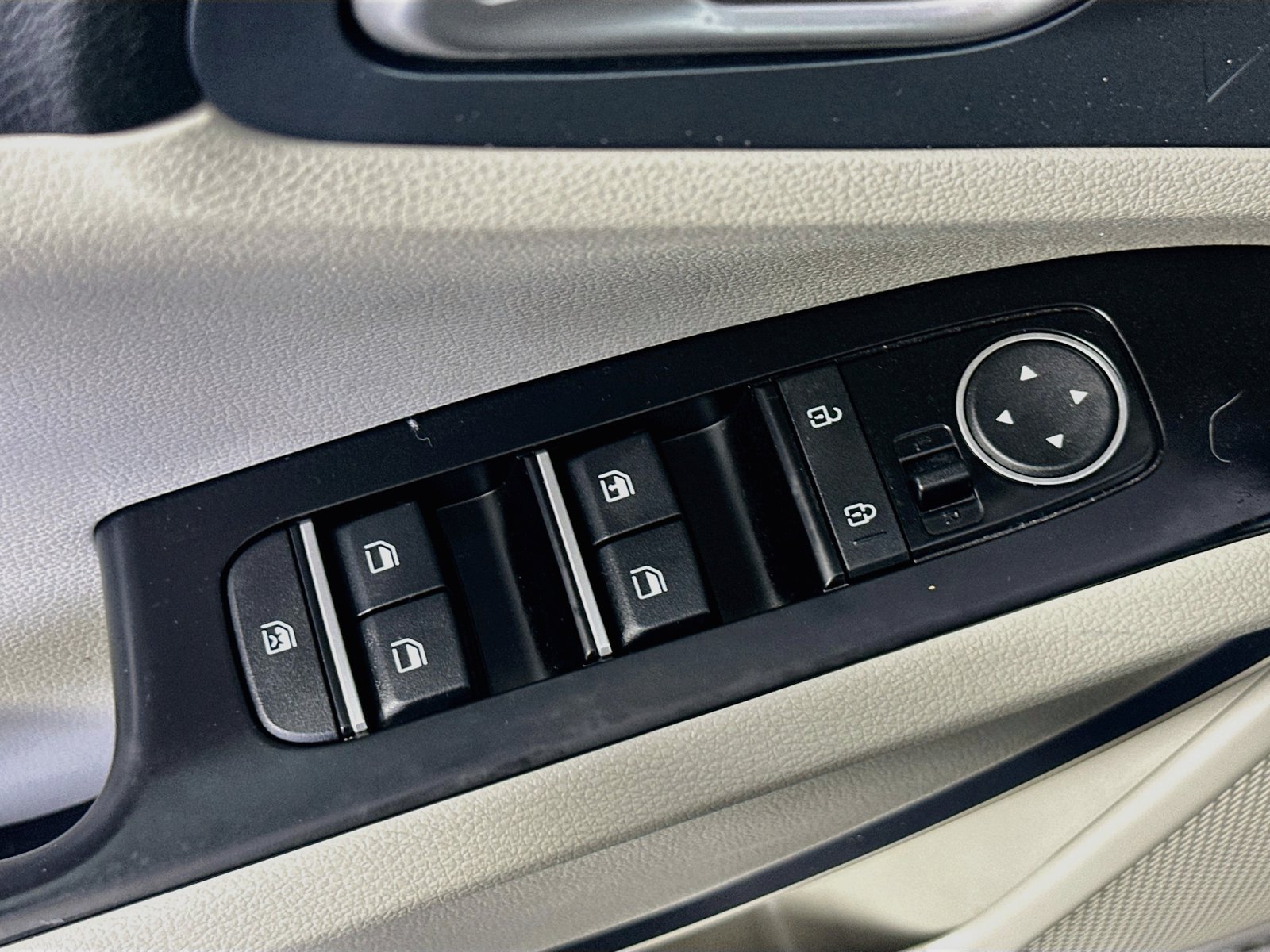 Used 2023 Kia Soul EX FWD image 18