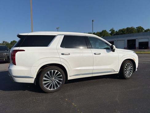Used 2023 Hyundai Palisade Calligraphy AWD/4WD image 4