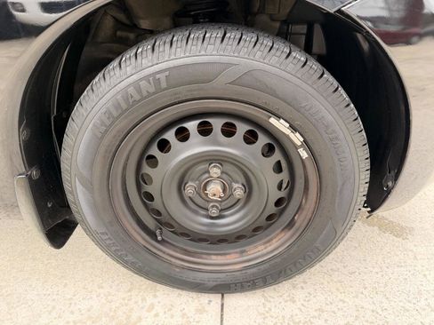 Used 2014 Nissan Versa Note SV image 13