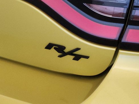 Used 2021 Dodge Charger R/T w/ Plus Group image 15