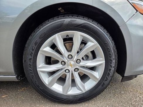 Used 2024 Chevrolet Malibu LT FWD image 20