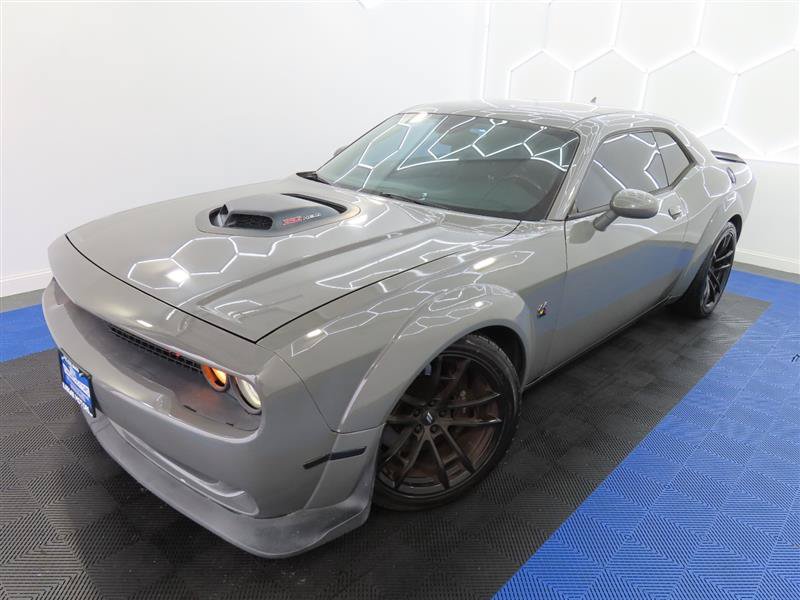 Used 2019 Dodge Challenger R/T Scat Pack w/ Shaker Package RWD image 7