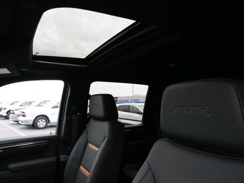 New 2026 GMC Sierra 2500 AT4 w/ AT4 Premium Plus Package image 22