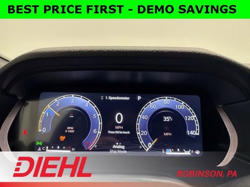 New 2025 Jeep Grand Cherokee Limited w/ Black Appearance Package image 29