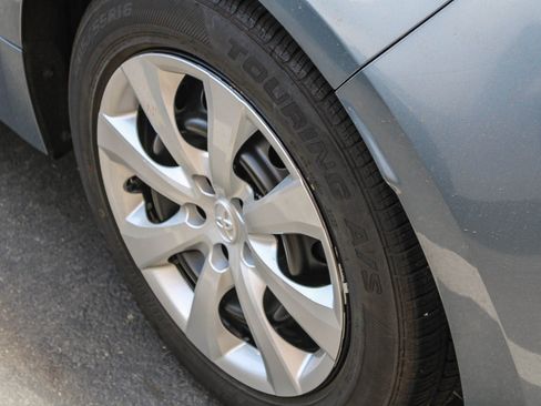 Used 2024 Toyota Corolla LE FWD image 10