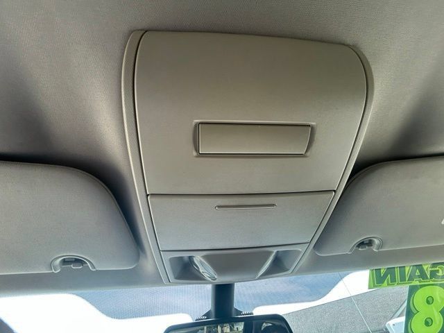 Used 2018 Dodge Grand Caravan SE w/ UConnect Hands-Free Group FWD image 24