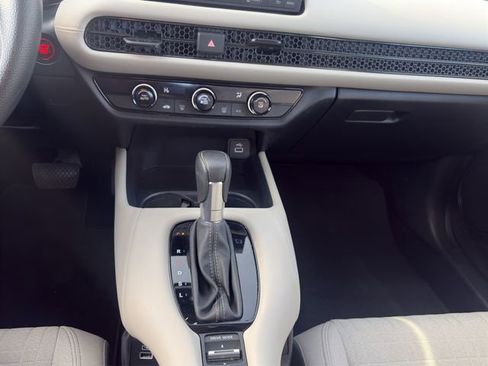 Certified 2023 Honda HR-V LX image 16