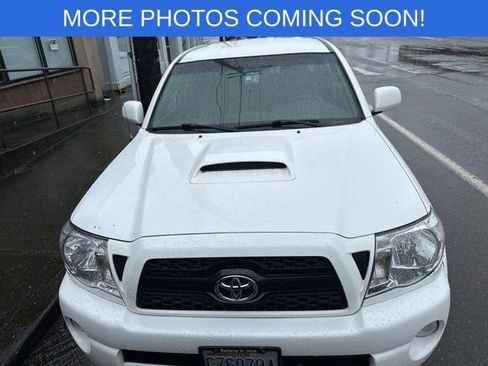 Used 2011 Toyota Tacoma 4x4 Double Cab w/ TRD Sport Pkg w/JBL Audio image 1