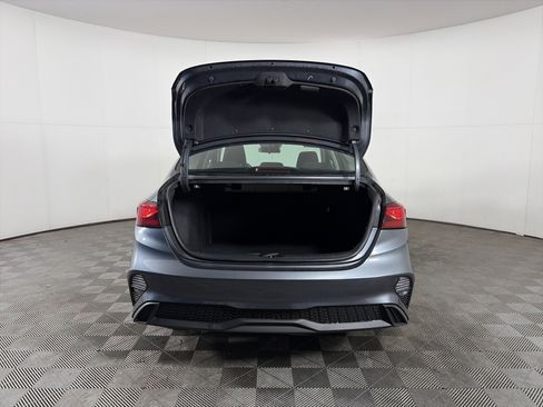 Used 2024 Kia Forte LXS w/ LXS Technology Package image 18