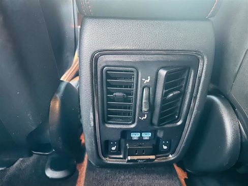 Used 2017 Jeep Grand Cherokee Trailhawk image 27