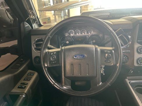 Used 2013 Ford F250 Lariat w/ Lariat Ultimate Pkg image 26