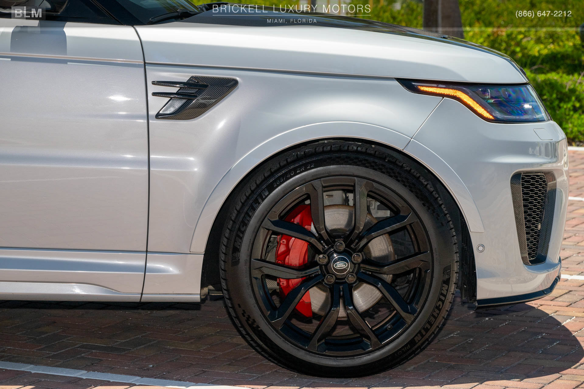 Used 2022 Land Rover Range Rover Sport SVR Carbon Edition AWD/4WD image 46