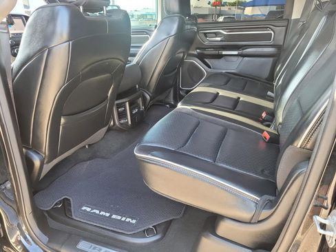Used 2022 RAM 1500 Laramie AWD/4WD image 3