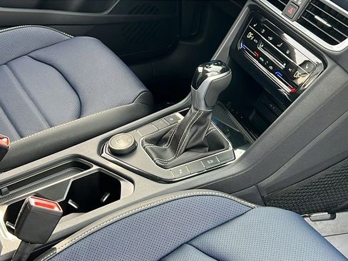 New 2026 Volkswagen Taos SEL AWD/4WD image 11