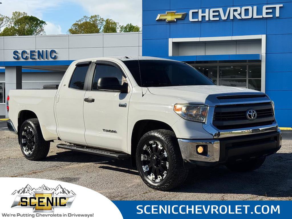 Used 2015 Toyota Tundra SR5 w/ SR5 Upgrade Package AWD/4WD image 1