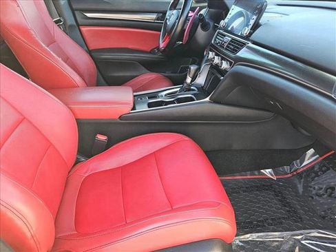 Used 2019 Honda Accord Sport image 19