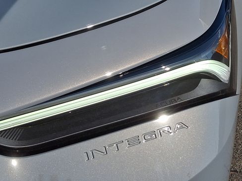 Certified 2026 Acura Integra FWD image 9
