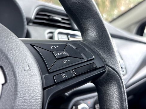 Used 2025 Nissan Versa S w/ S Plus Package FWD image 17
