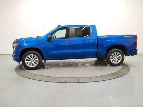 Used 2023 Chevrolet Silverado 1500 Custom AWD/4WD image 4
